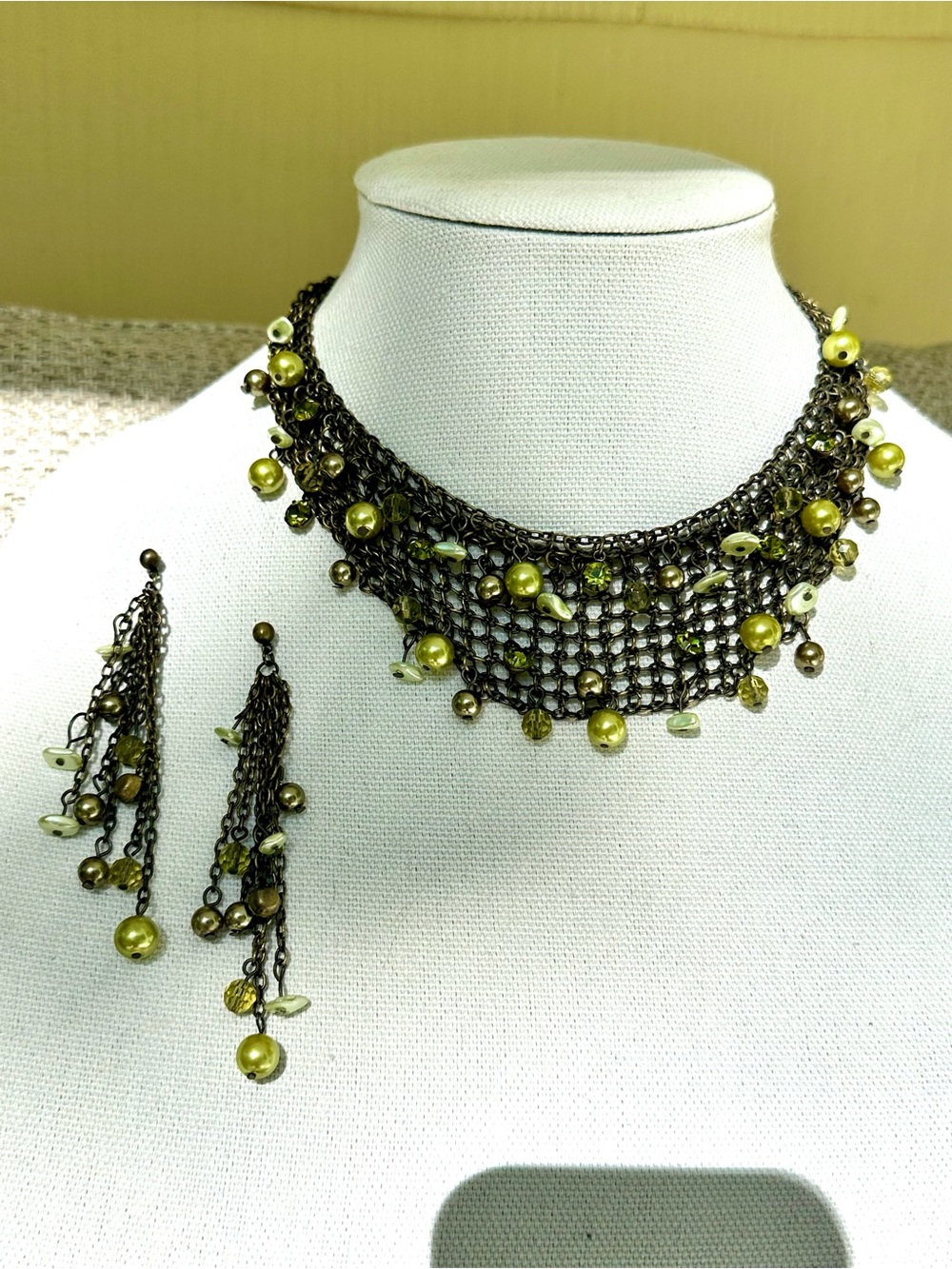 Olive Pearl Mesh Choker Necklace & Earrings Set